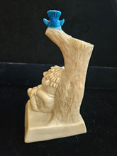 Load image into Gallery viewer, 1970 Russ &amp; Wallace Berrie “Go Ahead…Everyone Else Does” Figurine Unbreakable
