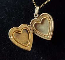 Load image into Gallery viewer, Antique Floral Engraved 10k Victorian Heart Locket Necklace (VN297)
