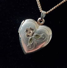 Load image into Gallery viewer, Vintage Floral Engraved 14k Gold-Filled Heart Locket Necklace with Dogwood
